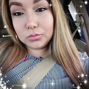 Meet your Posher, Chikis